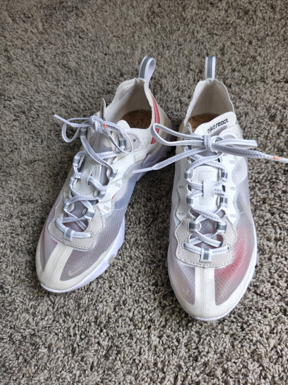 Nike Runner Women's React Element 87 Light Bone Shoes Size 6.5 Sport Athelesuire